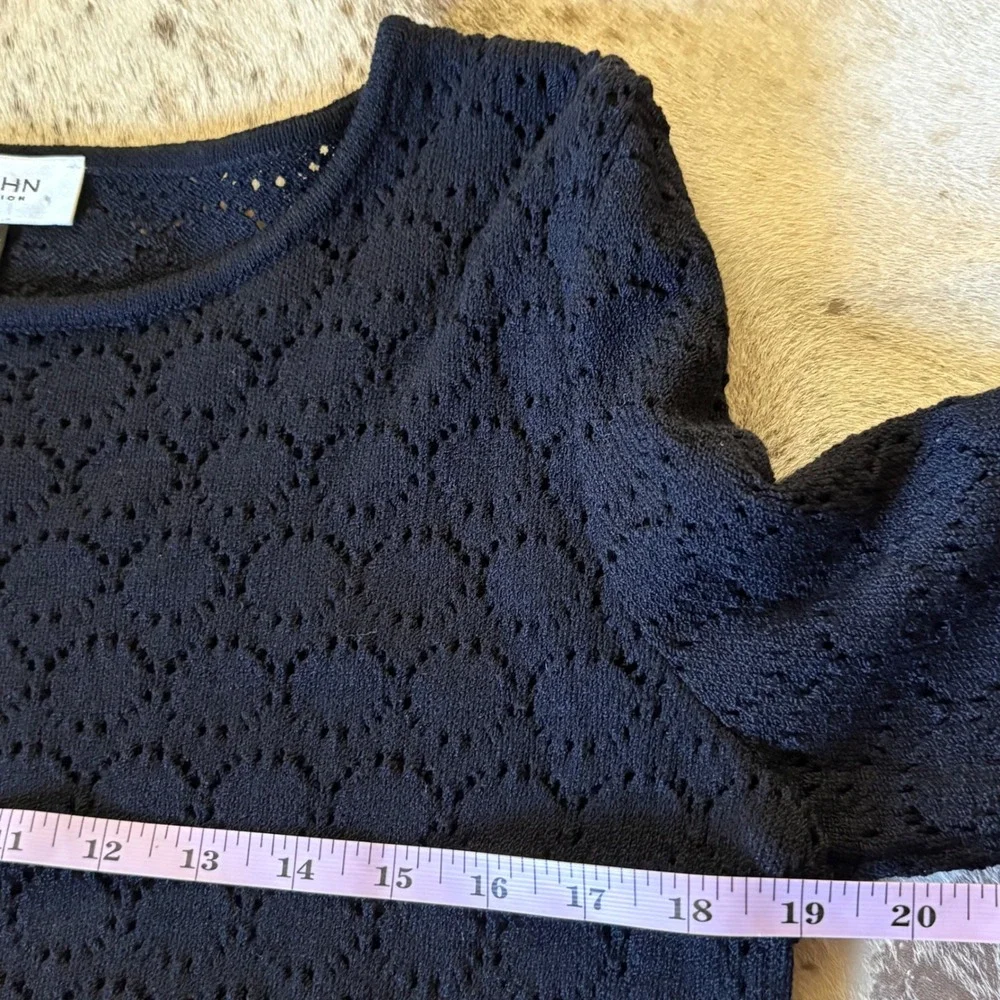 St. John size medium